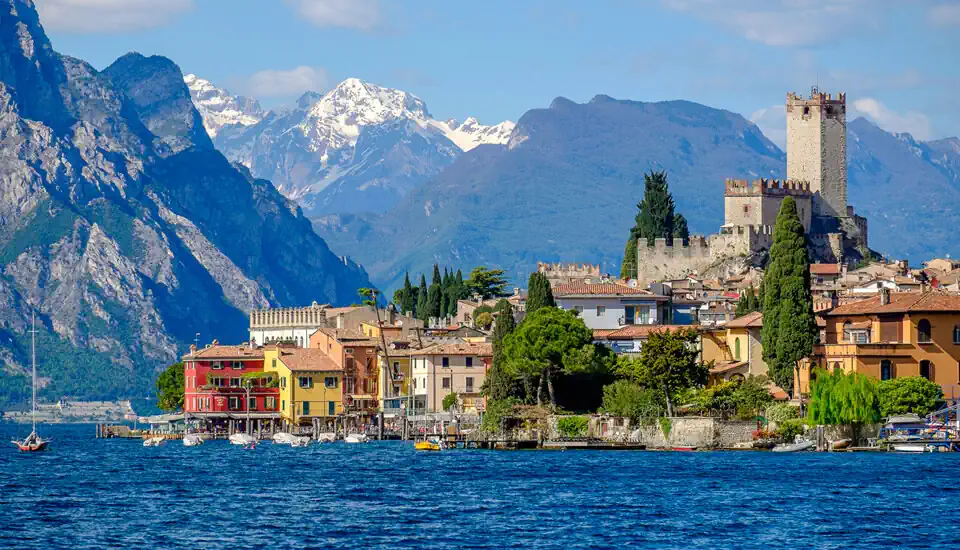 Excursion to Sirmione on Lake Garda