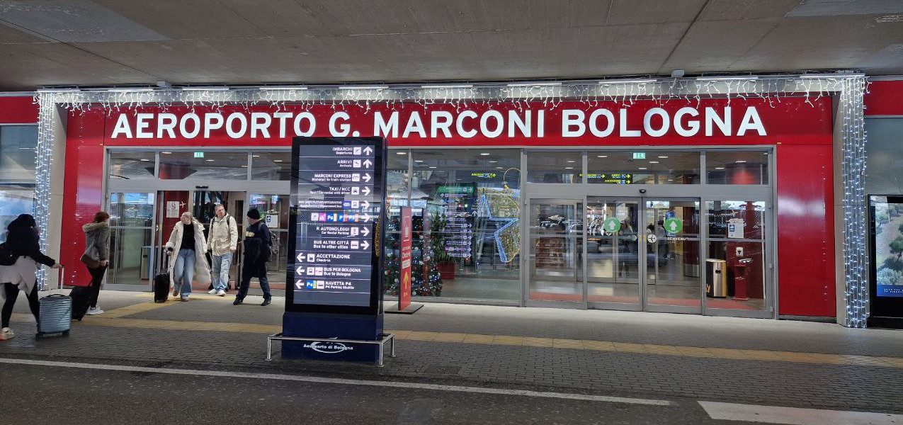 Aeroporto_Guglielmo_Marconi_di_Bologna